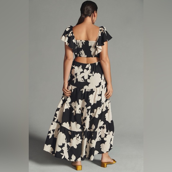 The Silverlake Flutter-Sleeve Dress 1x - Picture 2 of 6